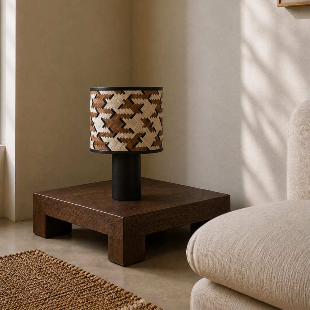 Grande lampe à poser en bois de chêne et bambou marron et noir — vue 3
