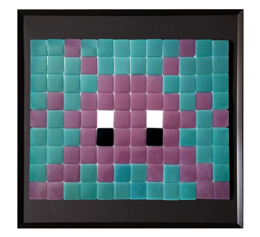 Mosaïque décorative - verre violet