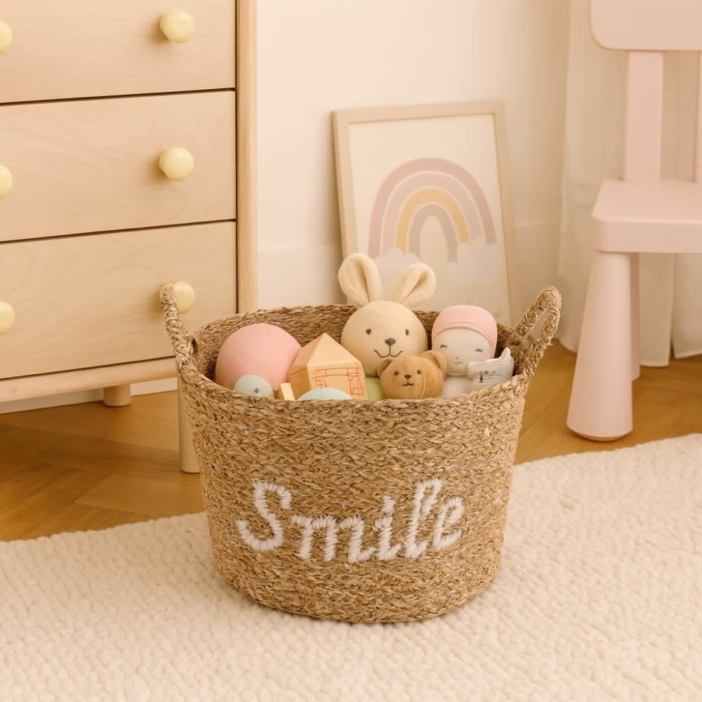 Panier rond brodé ''smile'' en jonc de mer — vue 3
