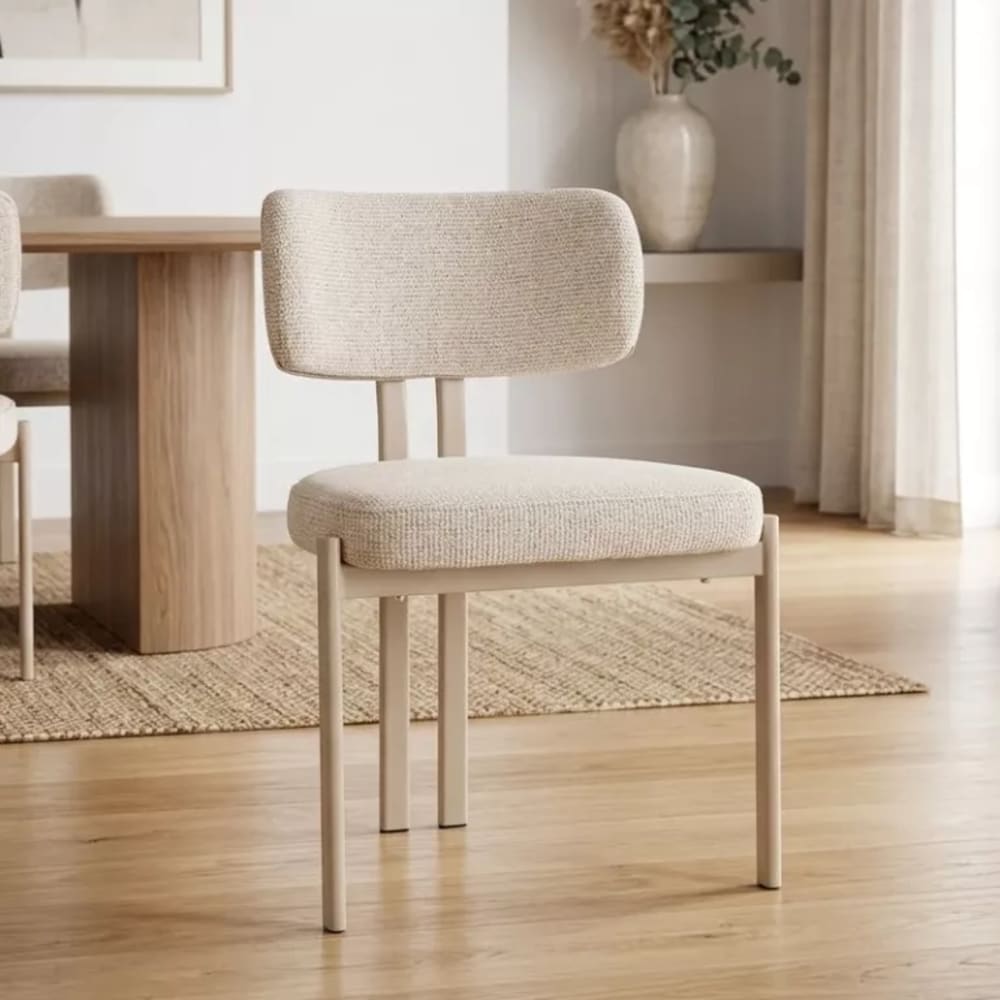 Designerstuhl aus beige meliertem Polyester-Stoff mit Stahlbeinen