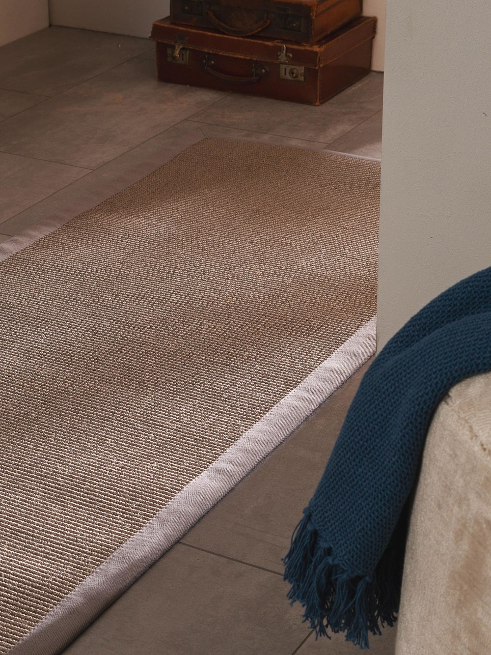 Tapis sisal gris 70x300 — vue 4