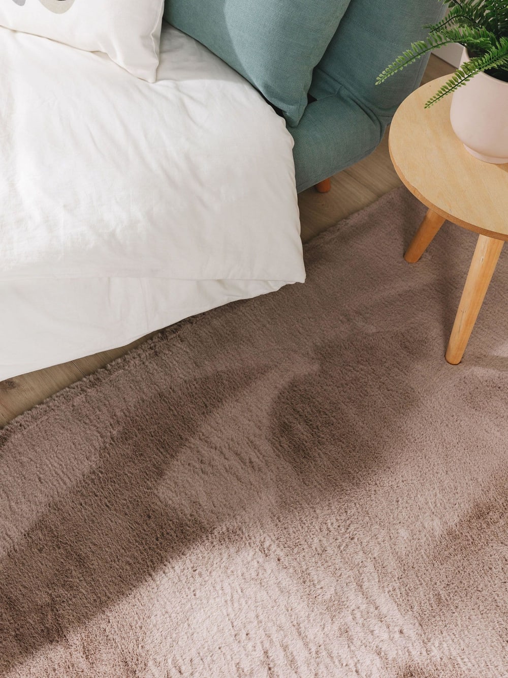 Tapis fausse fourrure taupe 80x250 — vue 4