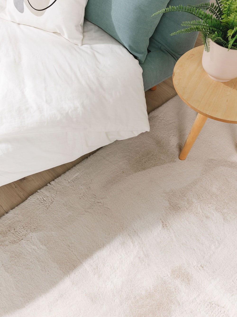 Tapis fausse fourrure beige 70x200 — vue 4