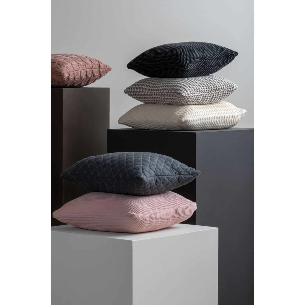 Coussin coton rose 45x45x15cm