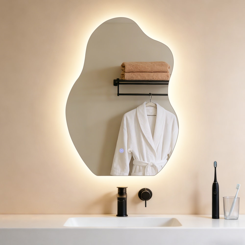 Badspiegel mit Beleuchtung Glas 50x70 cm Weiß Wolkenform -