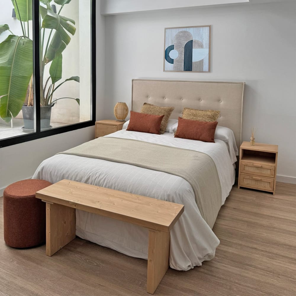 Bank aus Massivholz fürs Bettende/Wohnzimmer hell 140 cm -