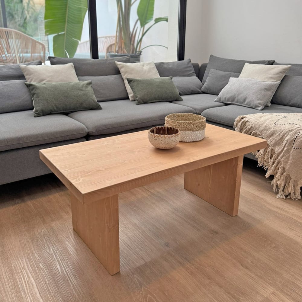 Rechteckiger Couchtisch aus Massivholz in heller Holzoptik 120 cm