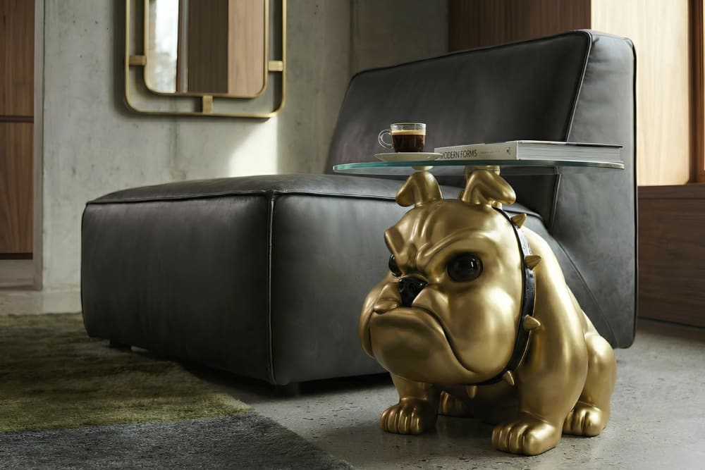 Table basse en forme de bulldog en aluminium doré et verre d54cm