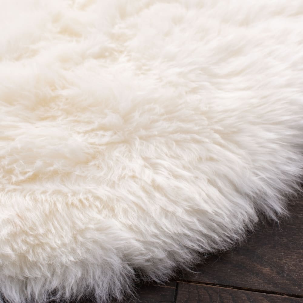 Tapis peau de mouton en peluche blanc, 109 x 180 cm — vue 4