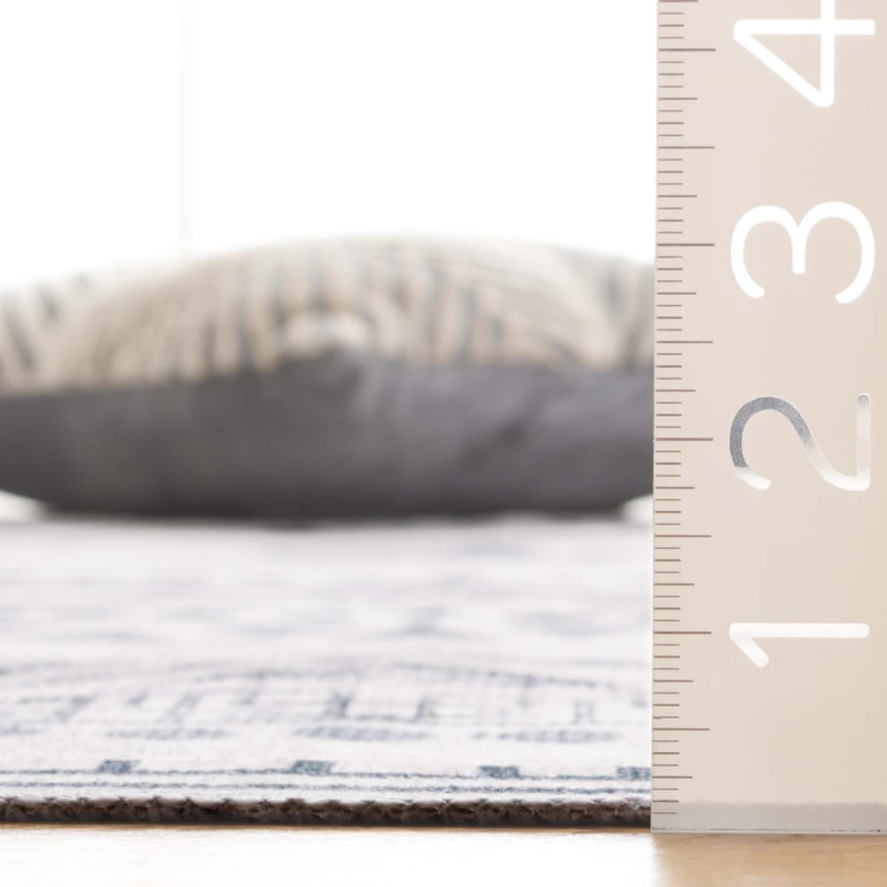 Tapis bohème en polyester beige/gris, 76 x 244 cm — vue 4