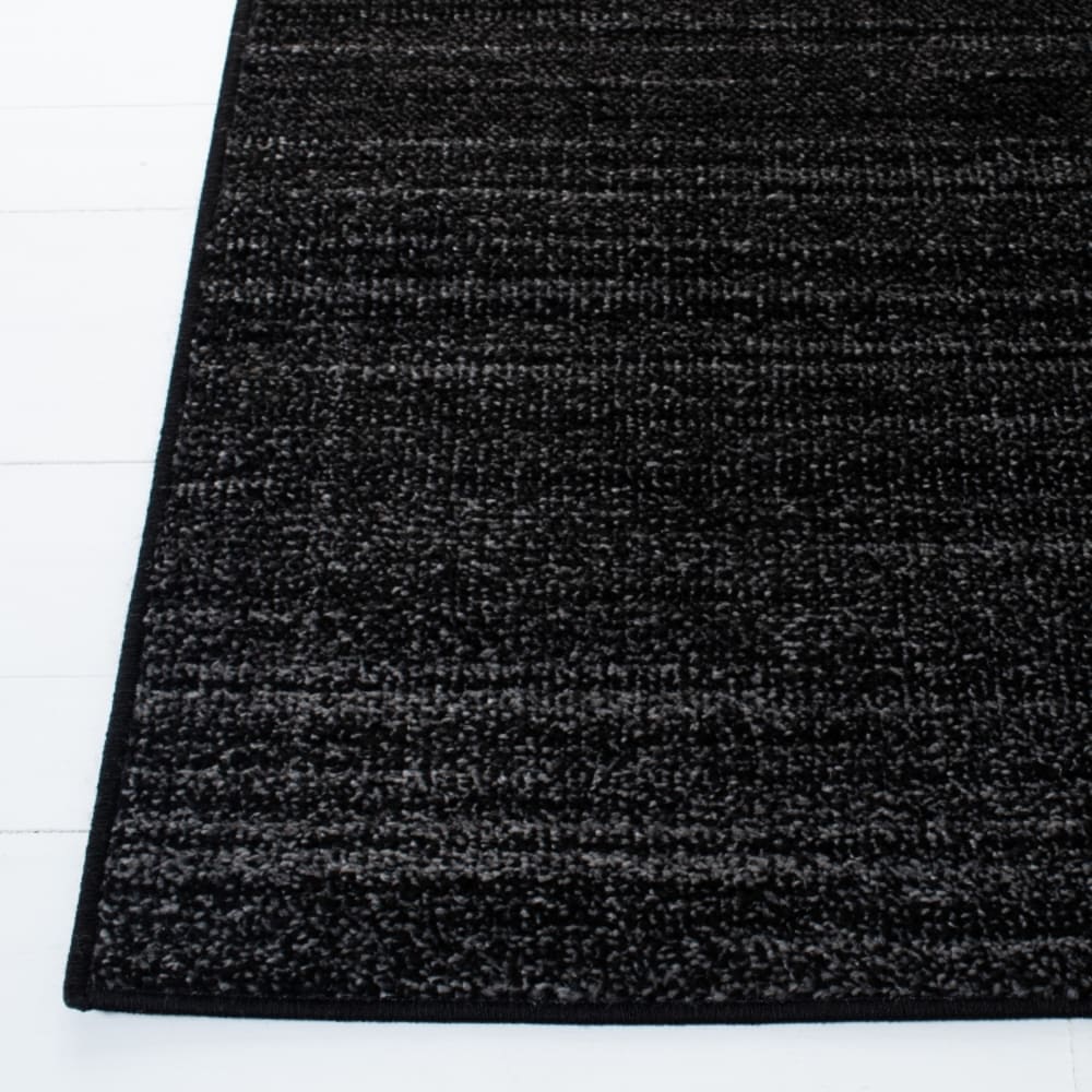 Tapis moderne en polypropylène noir/blanc, 76 x 183 cm — vue 4