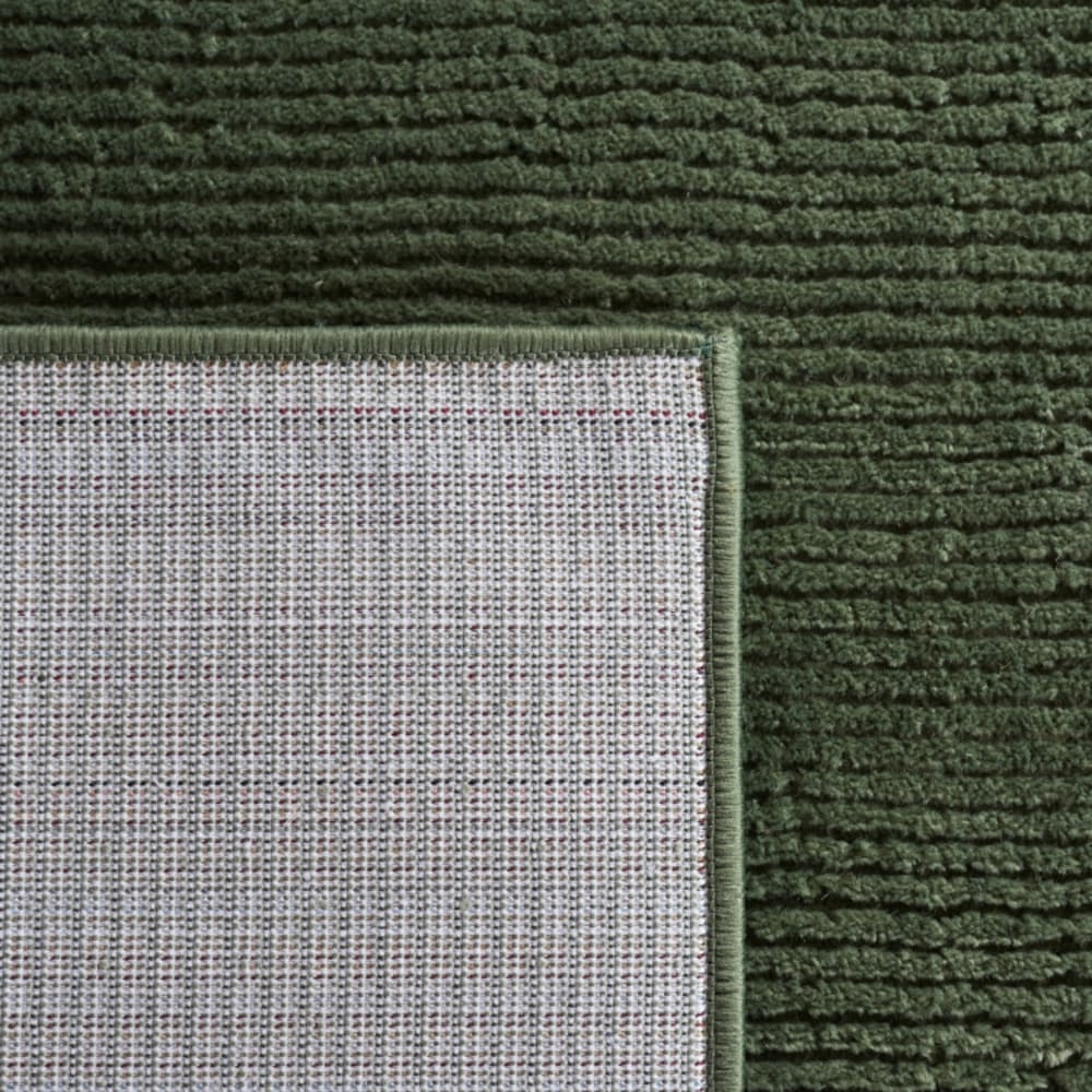 Tapis solide et tonale en polyester vert, 69 x 122 cm — vue 4