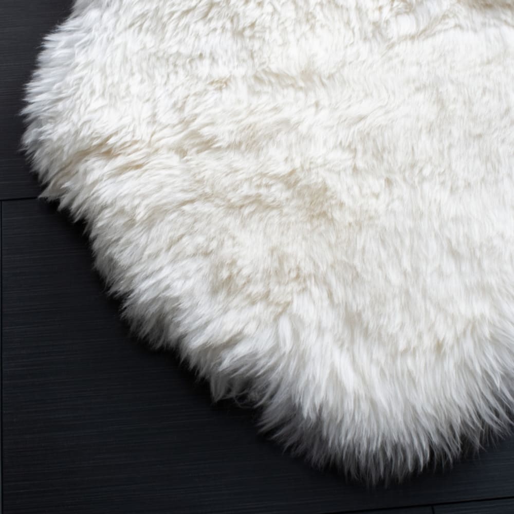 Tapis en peluche beige/blanc, 91 x 152 cm — vue 4
