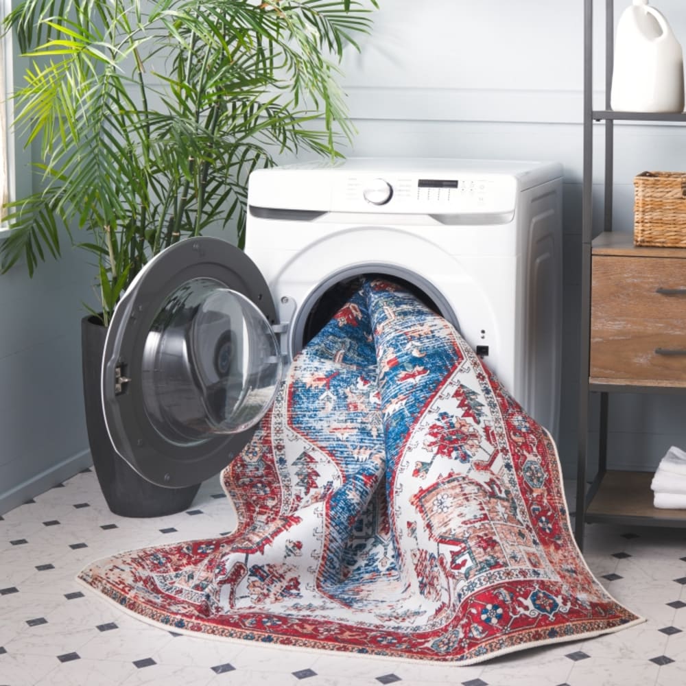 Tapis géométrique en polyester bleu/rouge, 76 x 183 cm — vue 4
