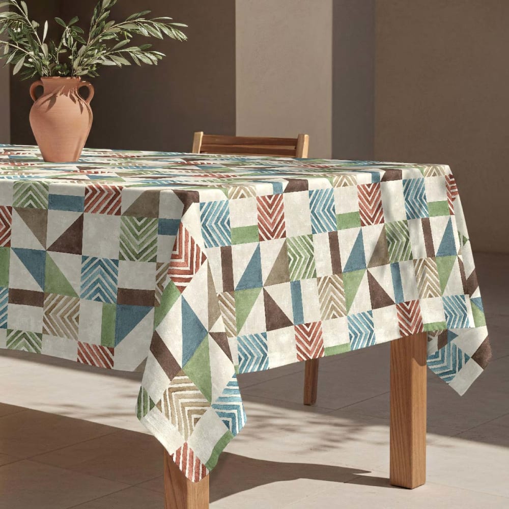 Naf Naf Fleckabweisende Tischdecke – 100 % Baumwolle, 150×150 cm Mehrfarbig Baumwolle