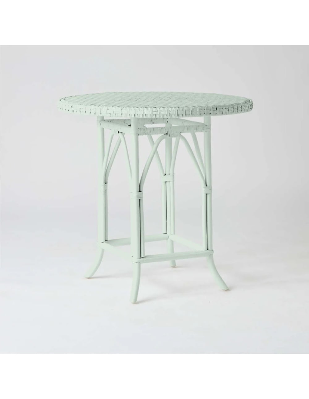 Table rotin laqué pistache Table rotin laqué pistache