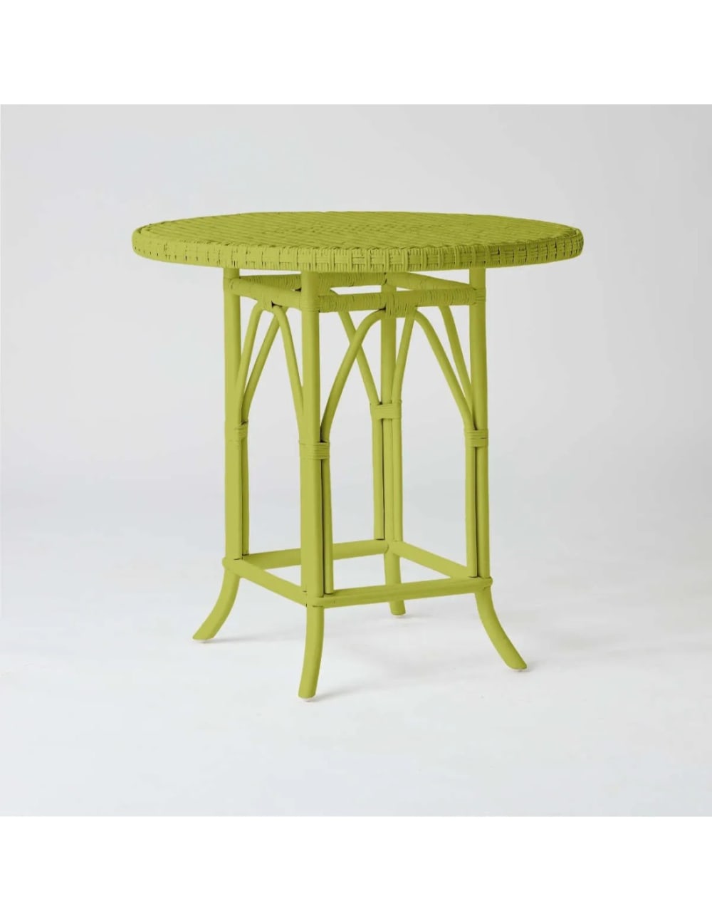 Table rotin laqué vert gazon Table rotin laqué vert gazon