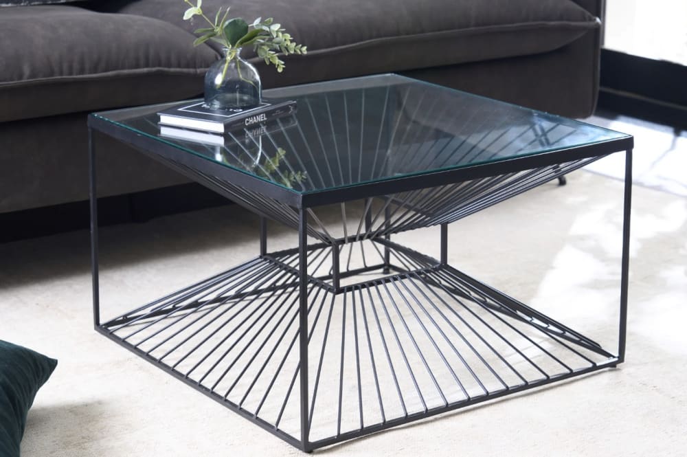 Table basse design noire carrée en fer et verre trempé 60x37x60cm