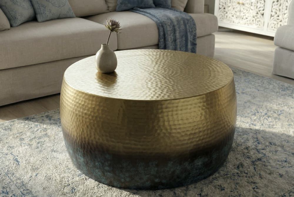 Table basse dorée et bleue brillante en aluminium martelé 60x31x60cm