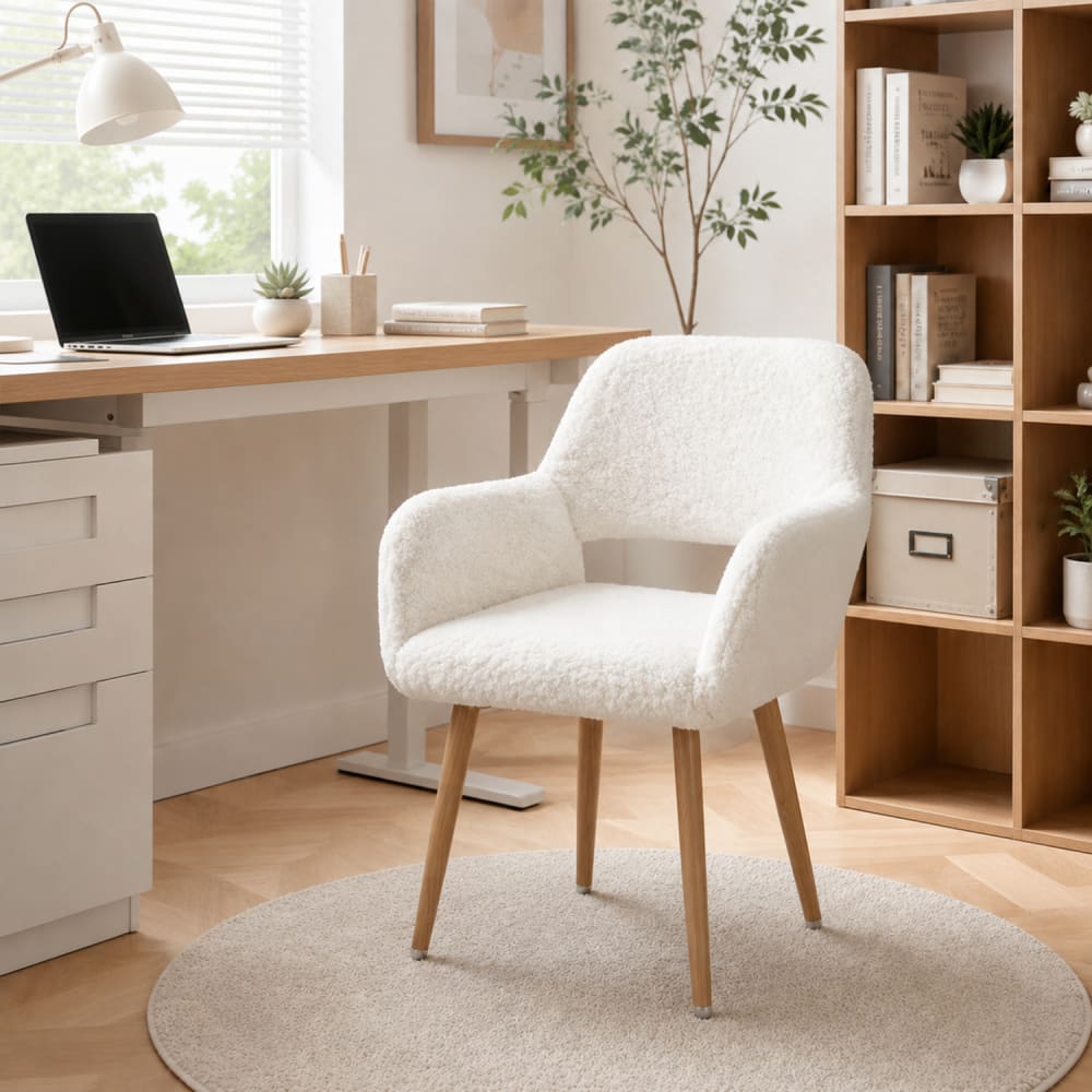 Bürostuhl aus Kunstfell mit Stahlbeinen, weiß - Maisons Du Monde