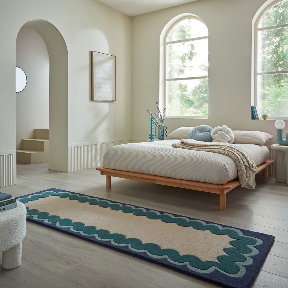 Tapis de couloir en laine beige à bordure bleue et verte 80x230cm — vue 3