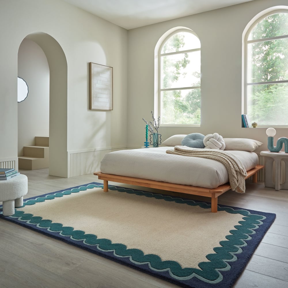 Tapis en laine beige à bordure bleue et verte 160x230cm — vue 3