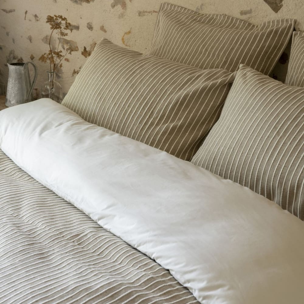Taie d'oreiller 60x60cm coton tissage texturé coloris beige et blanc — vue 3