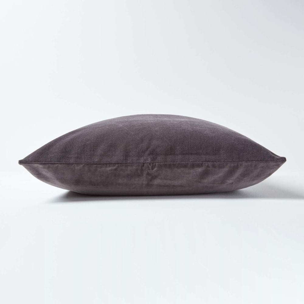 Kissenhülle samt dunkelgrau 60x60 cm - Maisons Du Monde