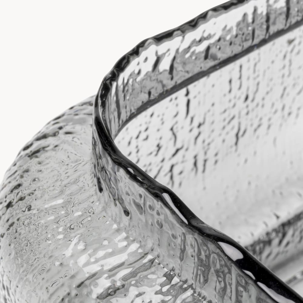Vase en verre martelé gris — vue 4