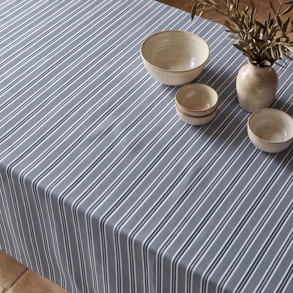 Nappe anti-taches 100 % coton bleu marine 155x155 cm Nappe anti-taches 100 % coton bleu marine 155x155 cm
