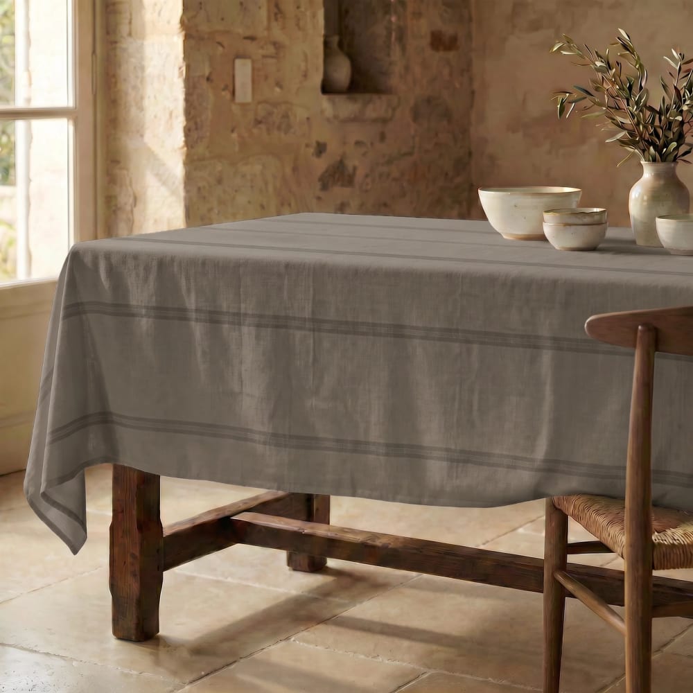 Nappe anti-taches 100 % coton marron 300x155 cm