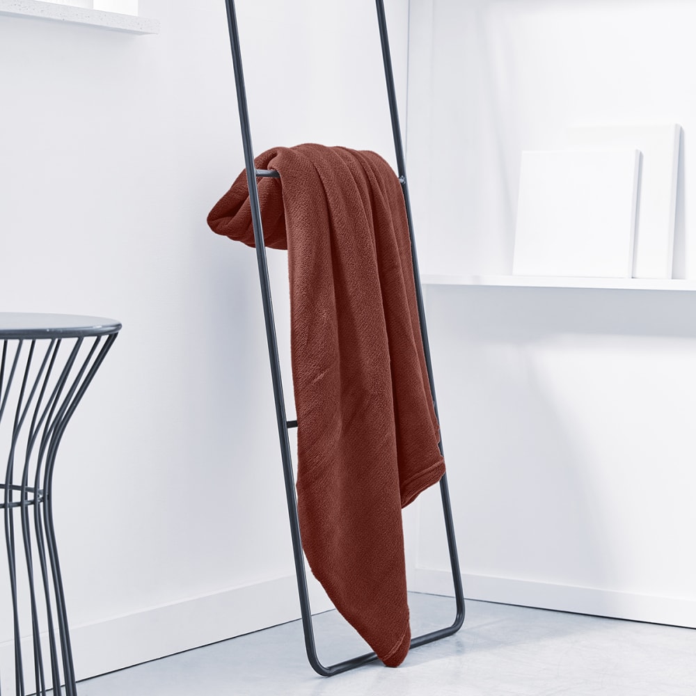 Plaid polaire uni 150x200 cm rouge Plaid polaire uni 150x200 cm rouge