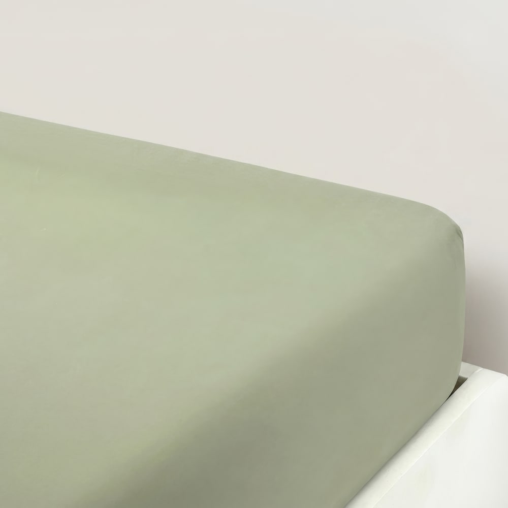 Drap housse en satin de coton vert 180 x 200 cm