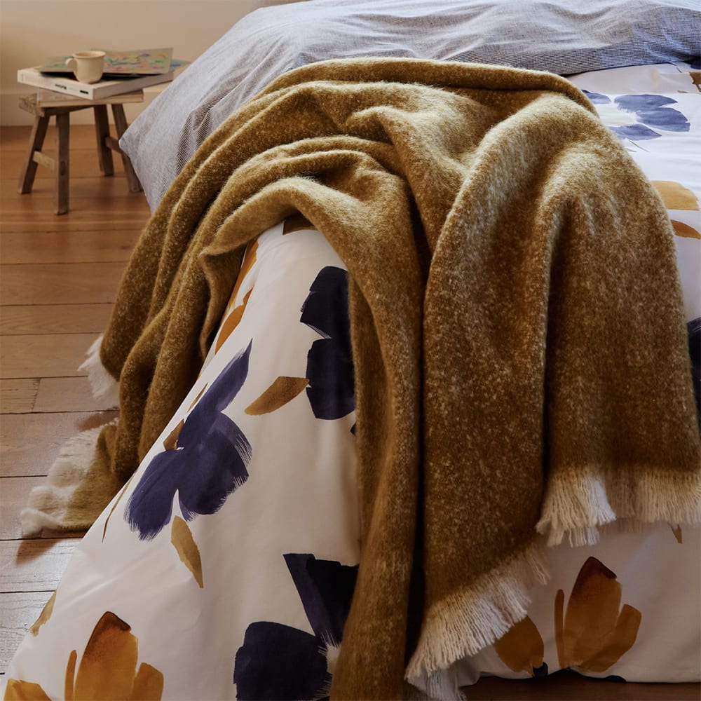 Plaid en mohair marron 130 x 180 cm
