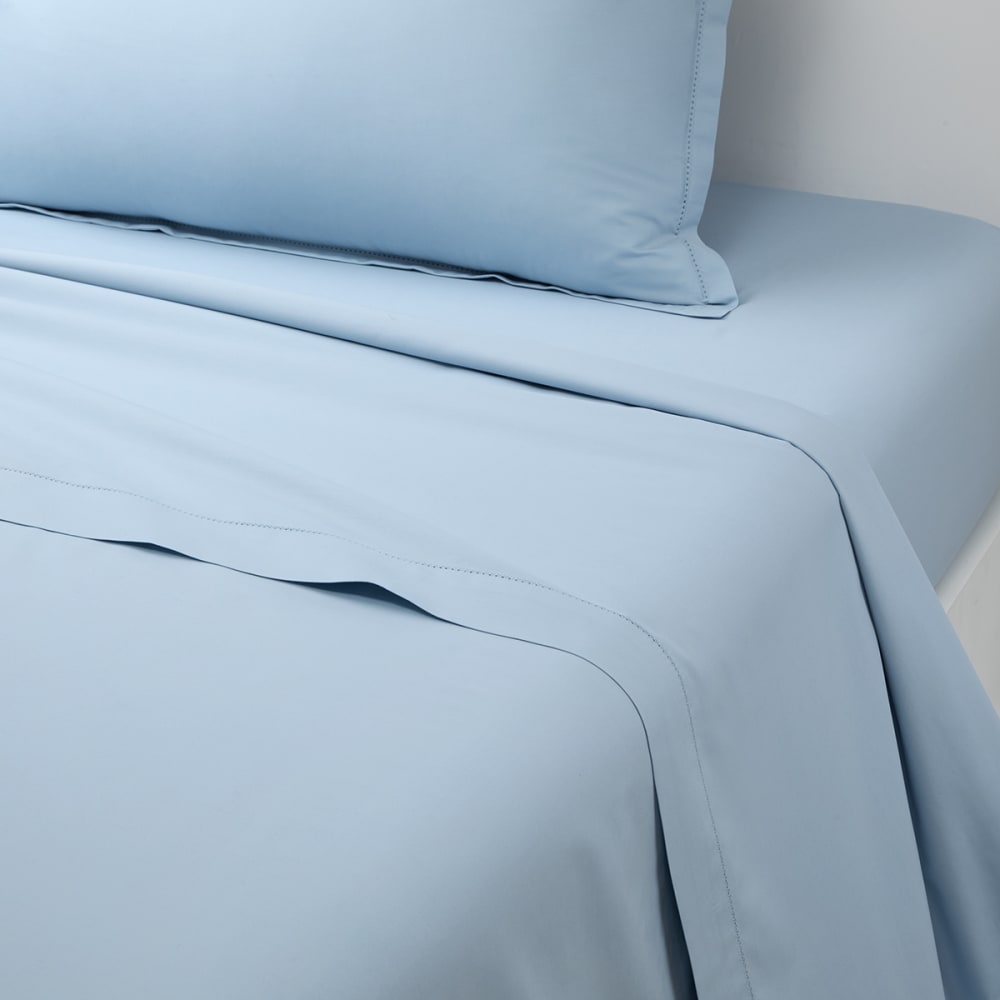 Drap plat en percale de coton bleu 270 x 300 cm