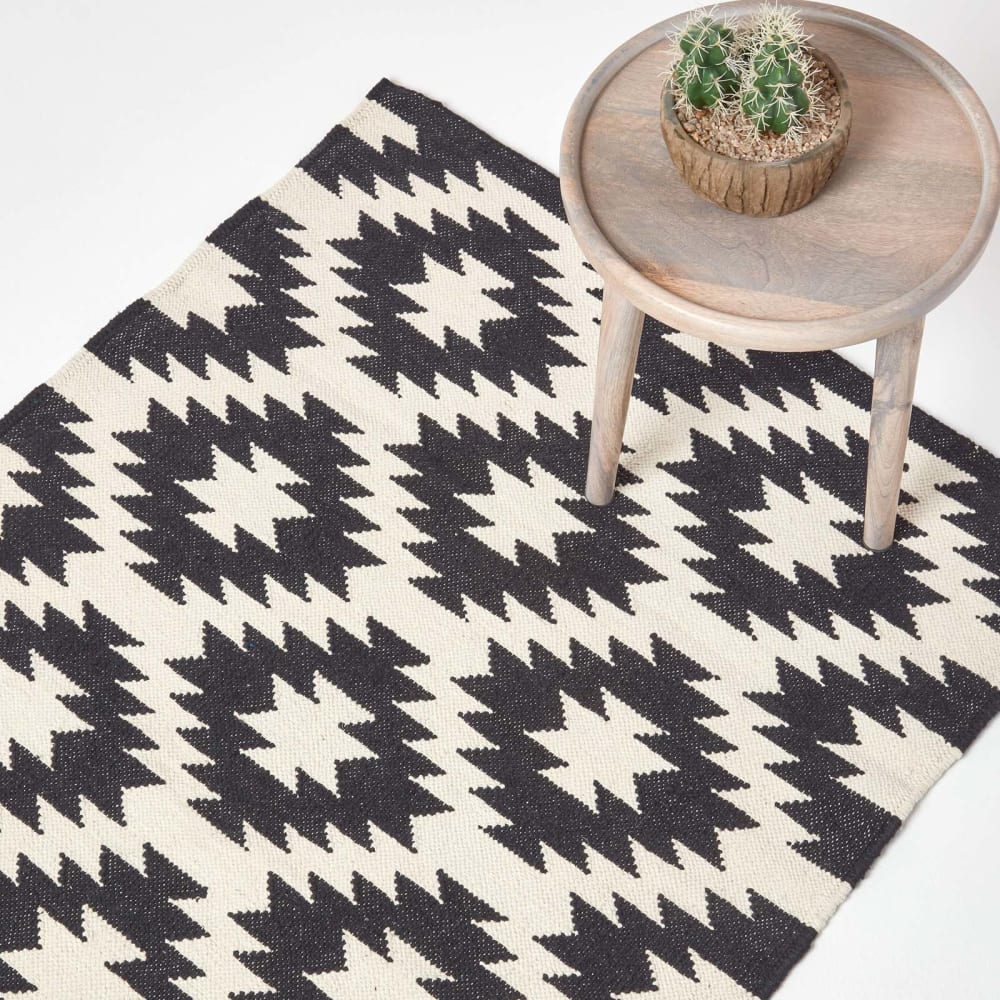 Teppich kilim geometrisch baumwolle schwarz und weiß 90x150 cm -