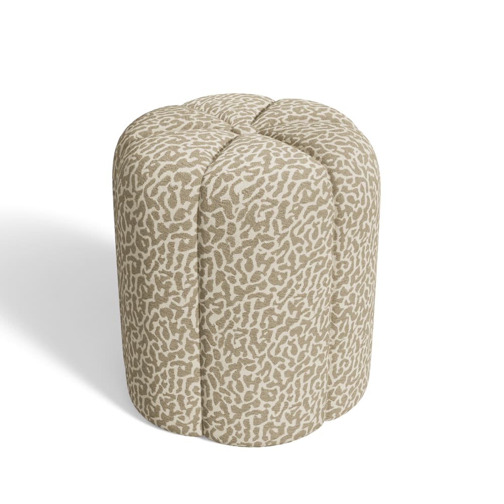 Pouf en tissu à motif léopard beige
