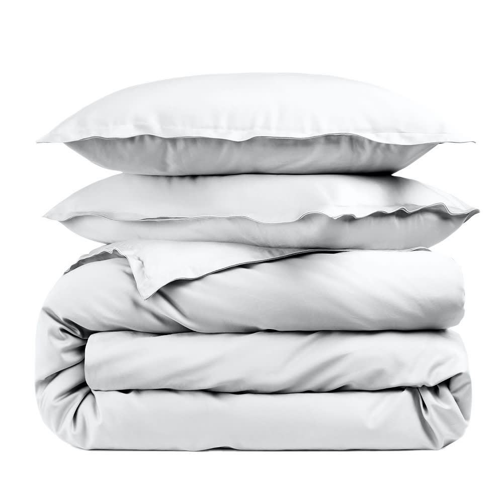 Housse de couette unie et taies percale 80 fils blanc 240x260 cm Housse de couette unie et taies percale 80 fils blanc 240x260 cm
