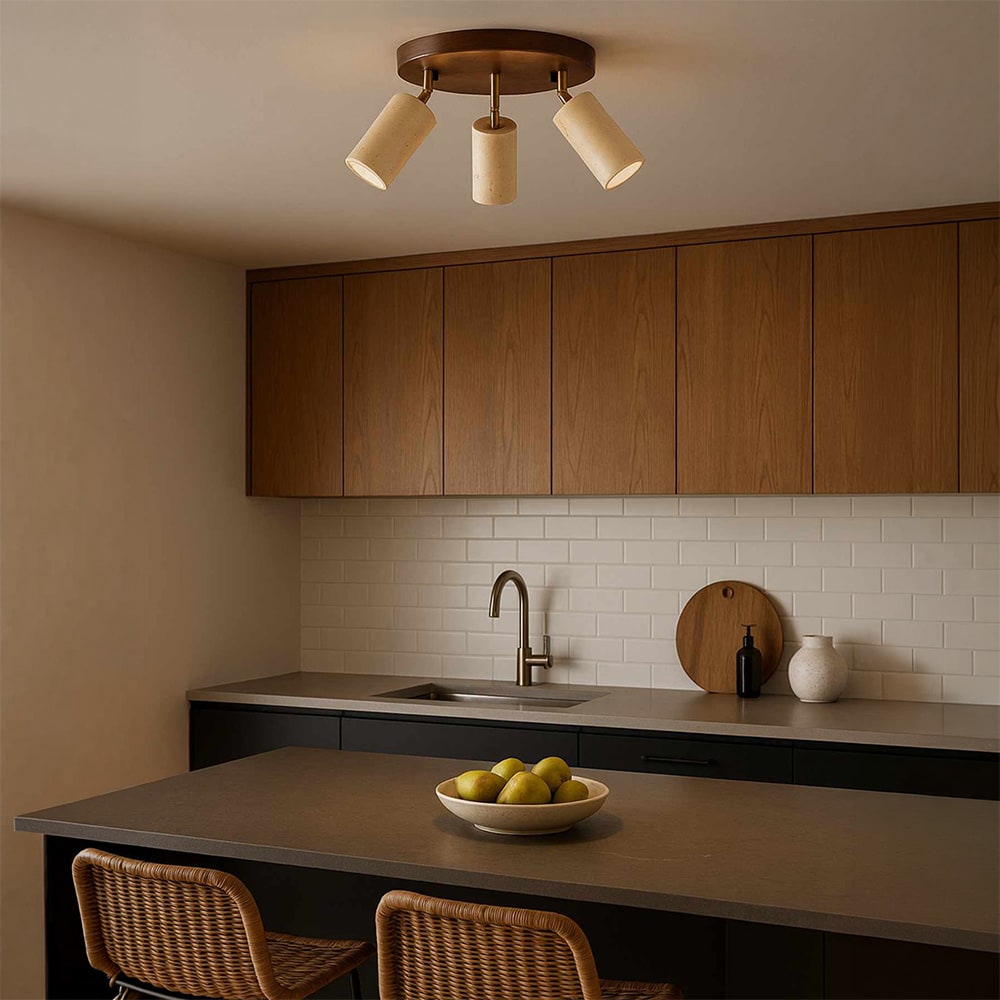 Luminaire rond 3 spots orientables en travertin et effet bois Luminaire rond 3 spots orientables en travertin et effet bois