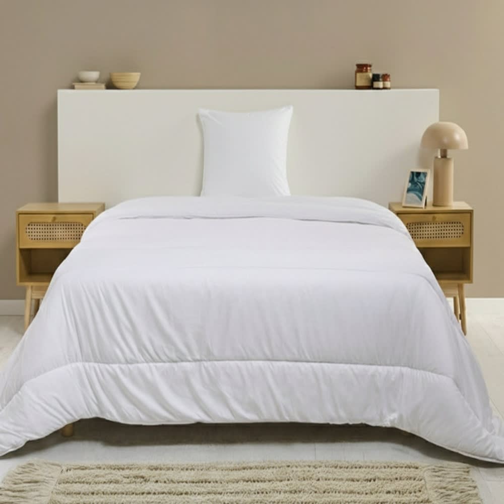 Couette été antitranspiration 200 g 140x200 cm Couette été antitranspiration 200 g 140x200 cm