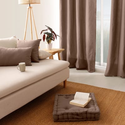 Coussin de sol uni en pur coton taupe 50x50x10 cm