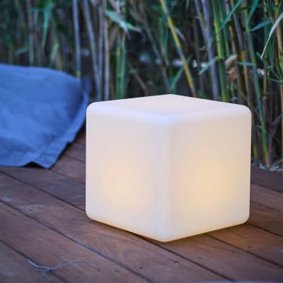 Cube lumineux solaire rgb plastique blanc h30cm