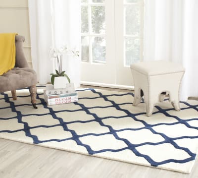 Tapis treillis en laine blanc/bleu, 122 x 183 cm