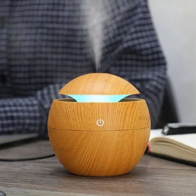Diffuseur lumineux d'huiles essentielles