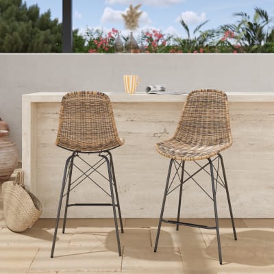 Lot de 2 chaises de bar de jardin 63 cm en résine tressée marron