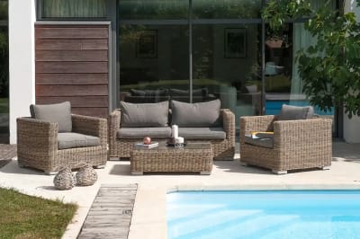 Salon de jardin en résine tressée (4 places)
