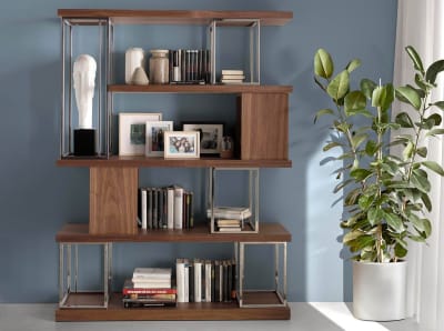 Etagère en effet bois noyer et acier chromé