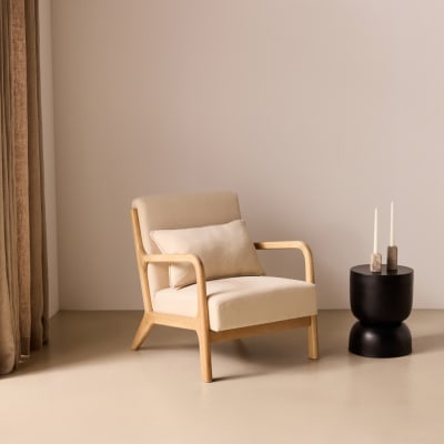 Fauteuil design beige en bois et tissu