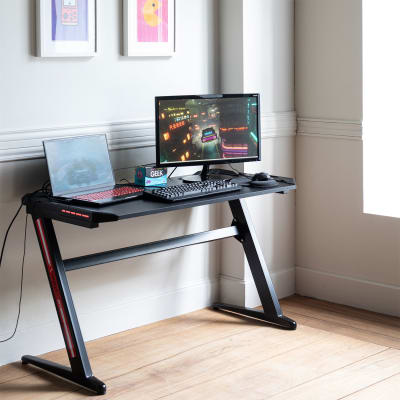 Bureau gamer à led noir et rouge