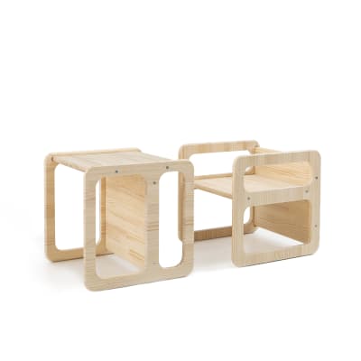 Set 2 chaises enfants en bois pin couleur naturel Montessori.